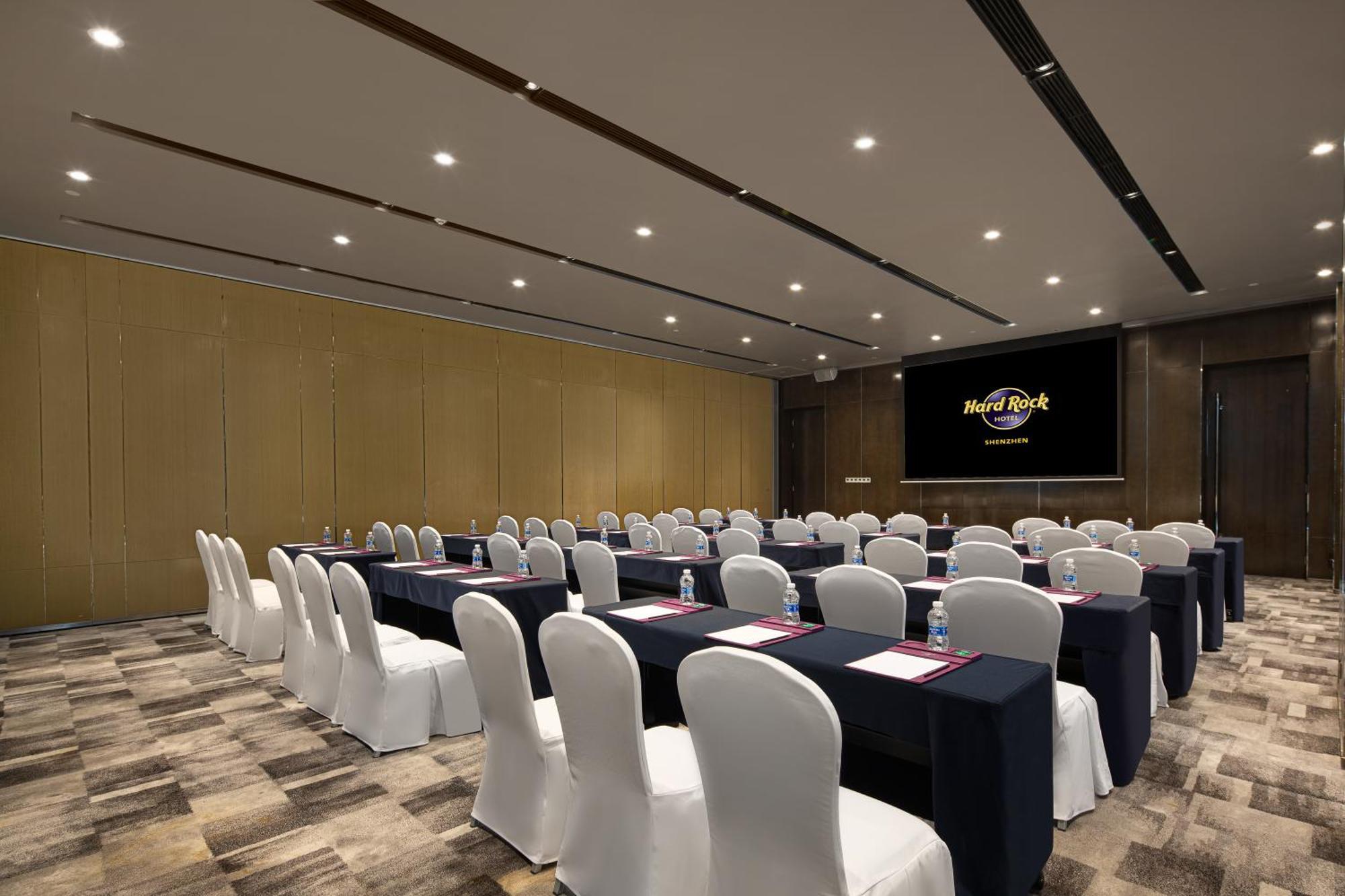 Hard Rock Hotel 5*